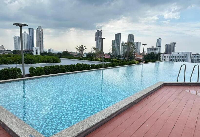 D Eco Pattaya Hotel By Aey