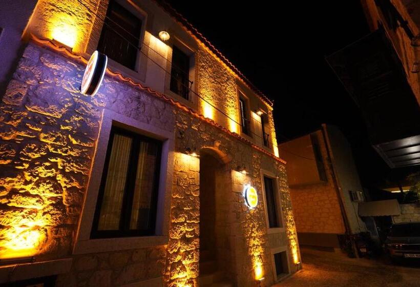 Hostal Portakal Cicegi Alaçatı