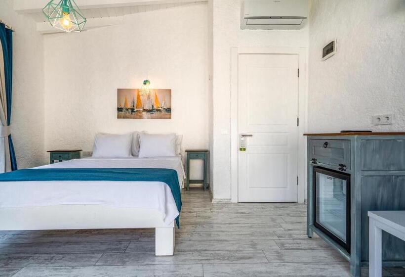 Hostal Portakal Cicegi Alaçatı