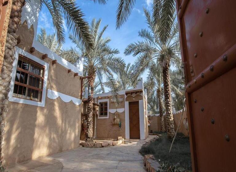 هتل النزل الريفي 2