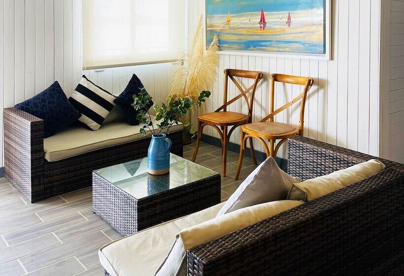 Отель Boutique Atenas