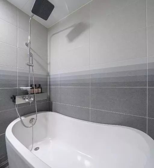 By Ths Valentine Hotel Incheon