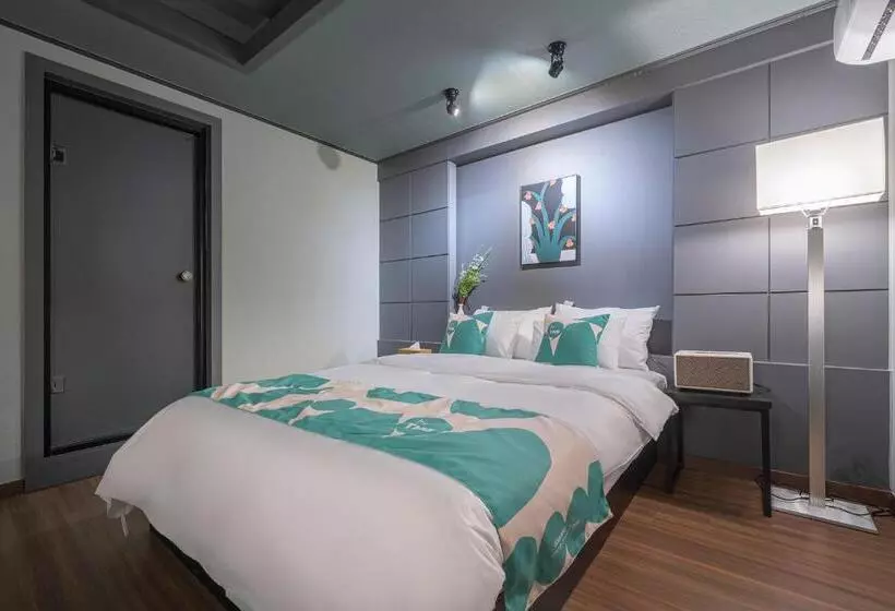 By Ths Valentine Hotel Incheon