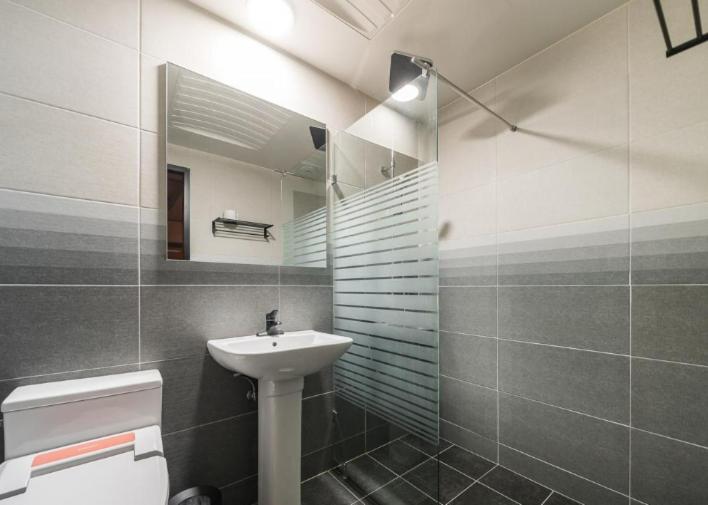 By Ths Valentine Hotel Incheon