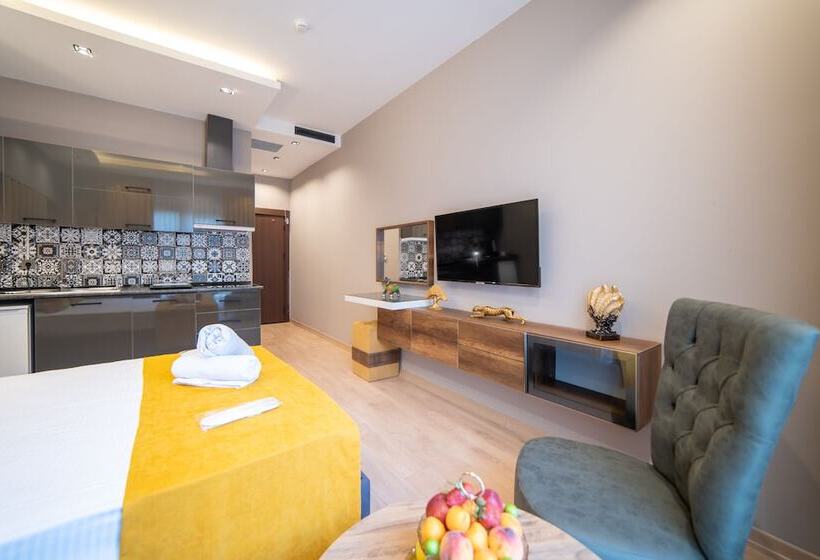 בית מלון כפרי Garden Room Suit