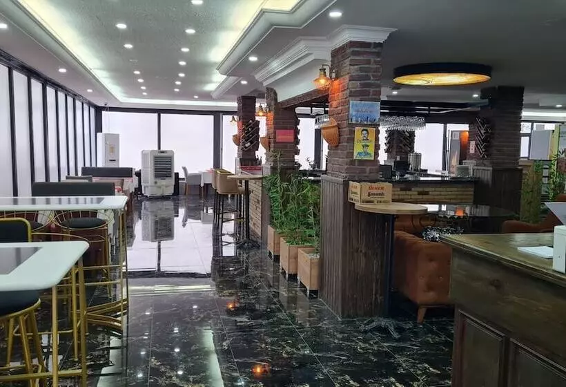 Hotelli My Beach Bi̇anco