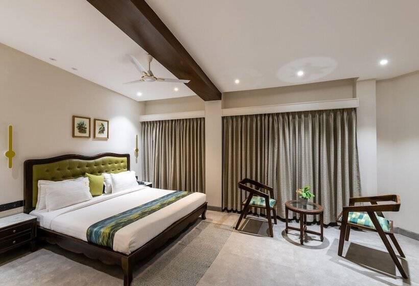 호텔 Parijat Lake Resort By Goldmark, Madhai  Satpura National Park