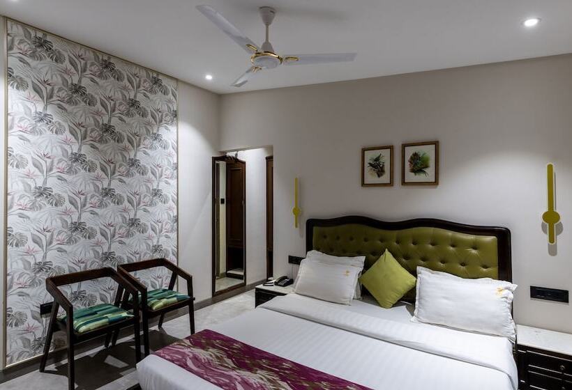 호텔 Parijat Lake Resort By Goldmark, Madhai  Satpura National Park