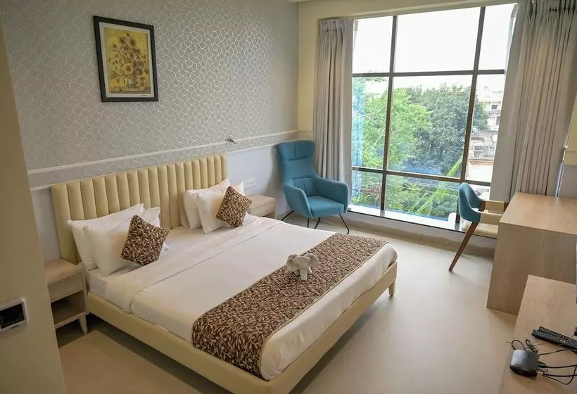 Hotelli Poonam Residency