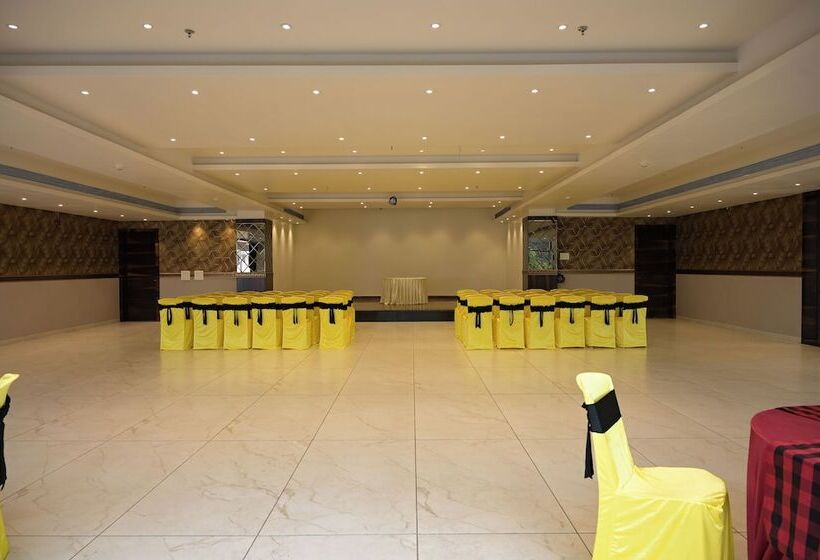 Hotel Poonam Residency