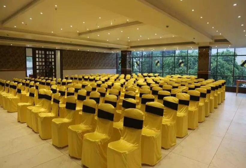 Hotelli Poonam Residency