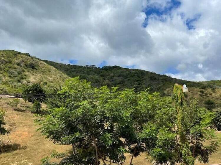 هتل Rancho Las Lomas