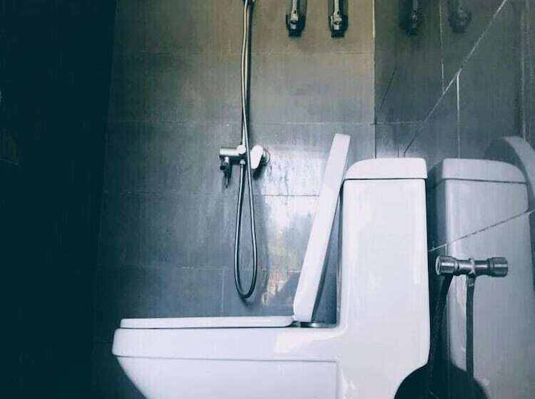 فندق Zanzibar Golden Star