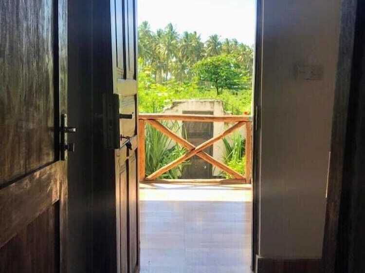 فندق Zanzibar Golden Star