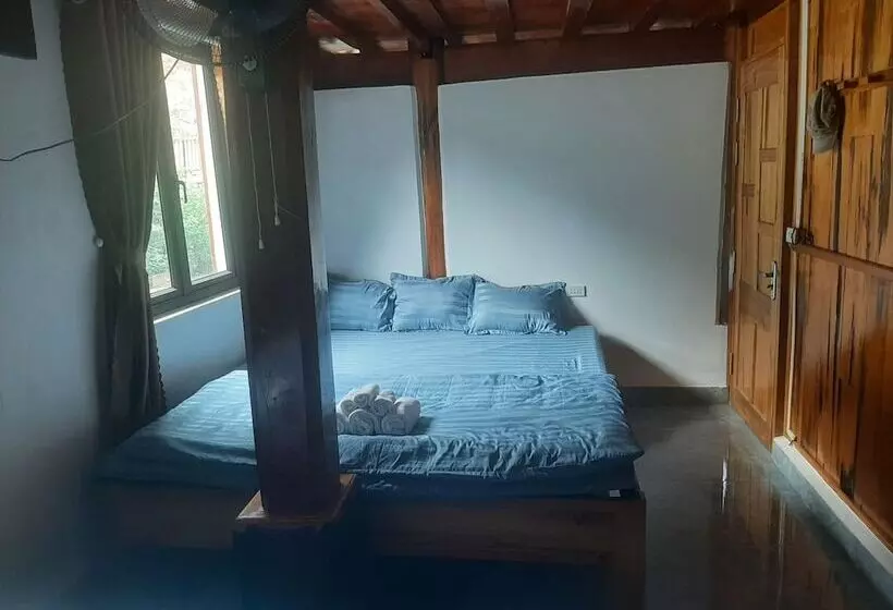پانسیون Dong Suoi H Mong Homestay