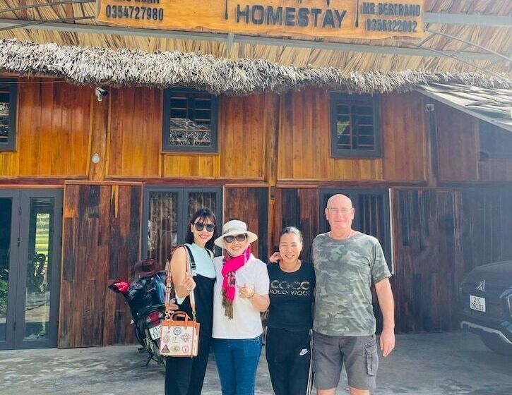 پانسیون Dong Suoi H Mong Homestay