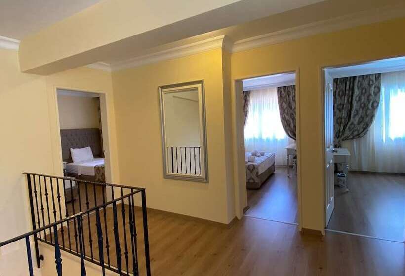 אתר נופש Pine Villas & Apartments Kusadasi