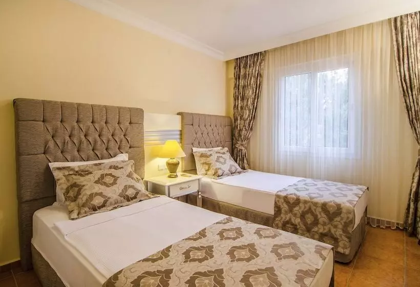 Lomakeskus Pine Villas & Apartments Kusadasi