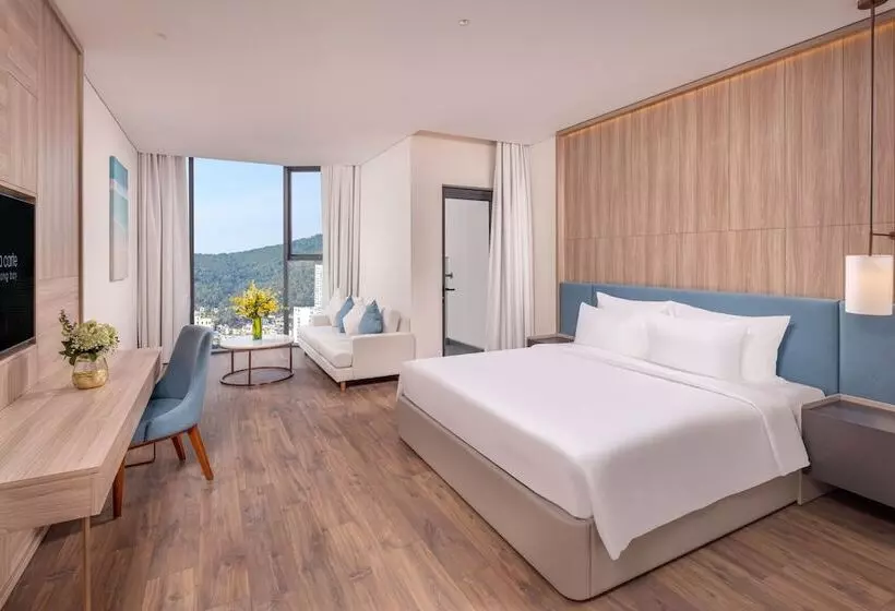 A La Carte Ha Long Bay Residence