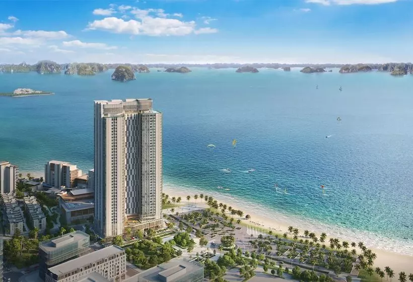 A La Carte Ha Long Bay Residence