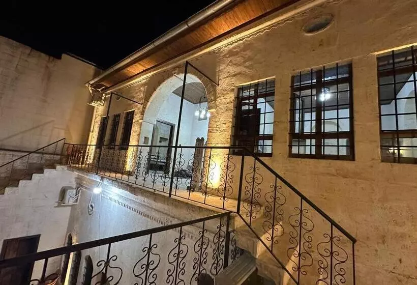 Sefer Tepe Otel