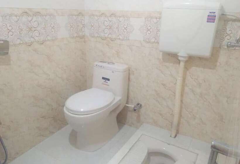 Blue Bell Hotel And Restaurant Balakot