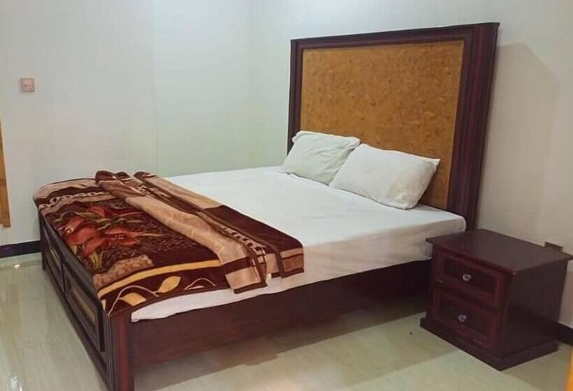 Blue Bell Hotel And Restaurant Balakot