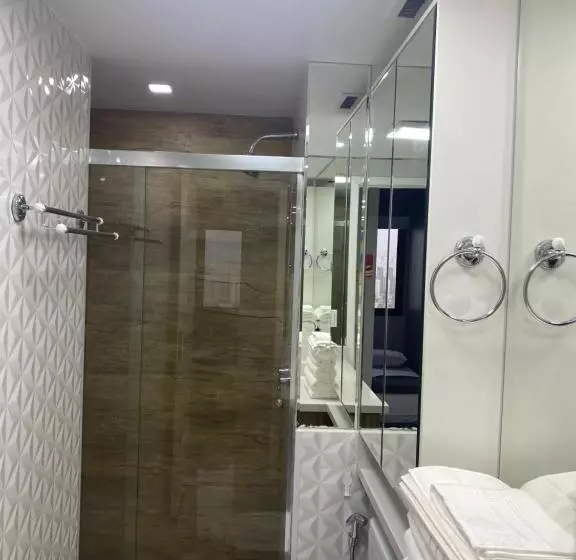 Esuites Congonhas 2207 Suites
