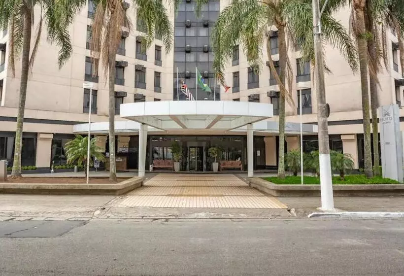 Esuites Congonhas 2207 Suites
