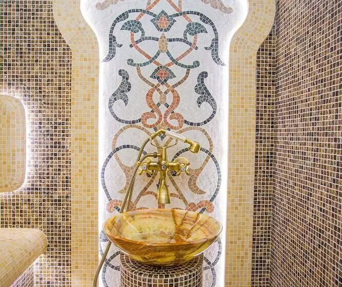 مسافرخانه Florence Boutique