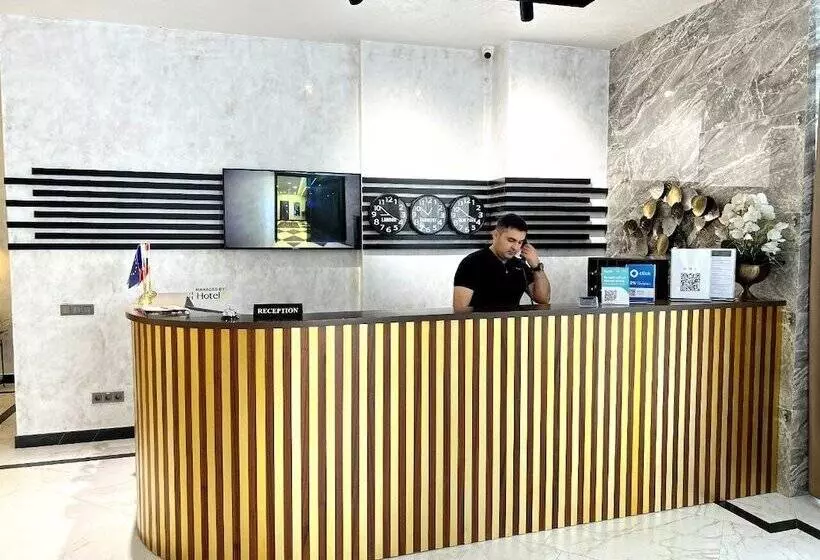 مسافرخانه Florence Boutique