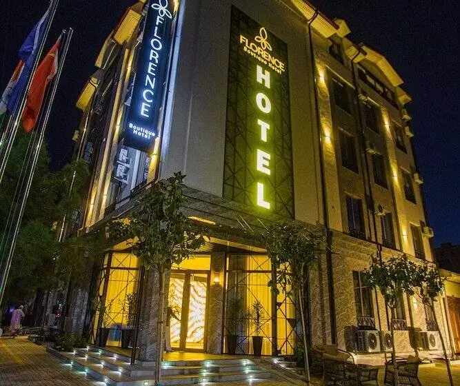 مسافرخانه Florence Boutique