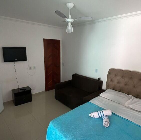 مسافرخانه Pousada Arraial Beach