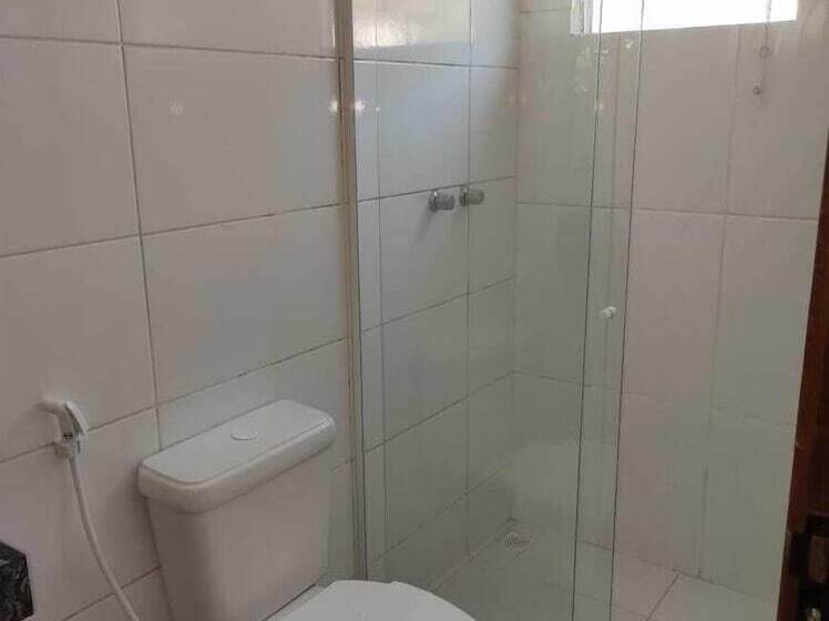 مسافرخانه Pousada Arraial Beach