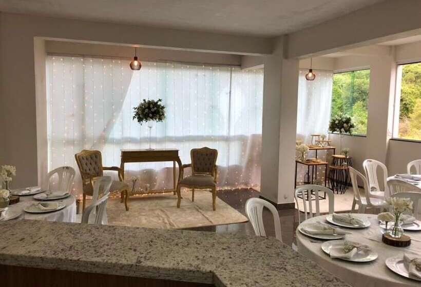 פונדק Pousada Sítio Novo