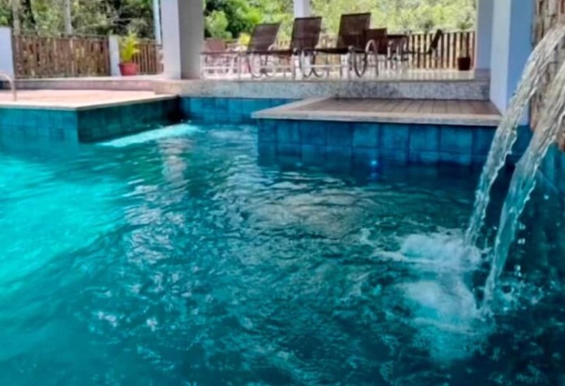 פונדק Pousada Sítio Novo