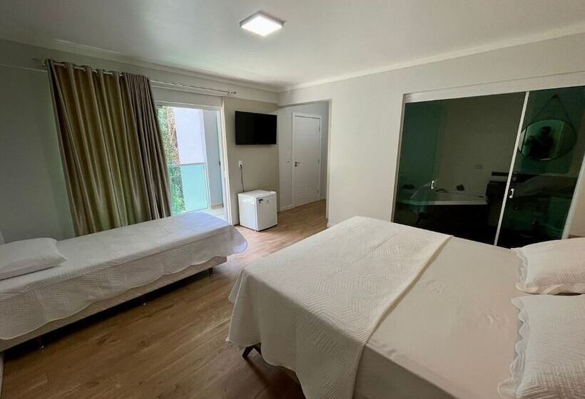 פונדק Pousada Sítio Novo