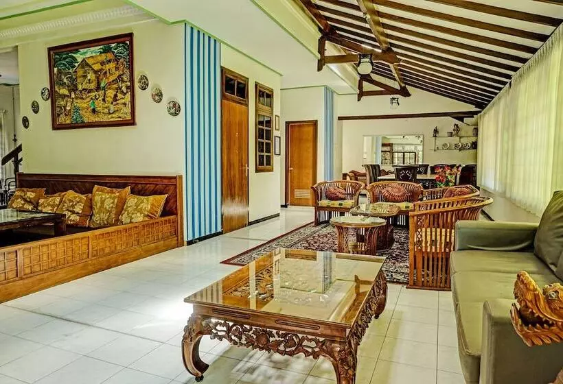 Hotel Agape Villa Oyo