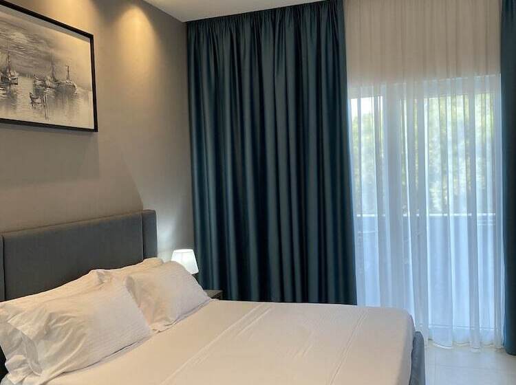 Hotel Atrium Deluxe Resort