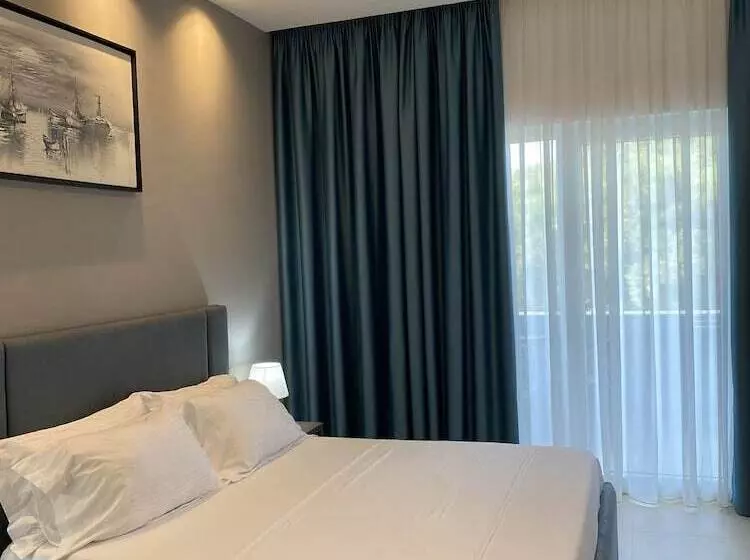 Hotelli Atrium Deluxe Resort