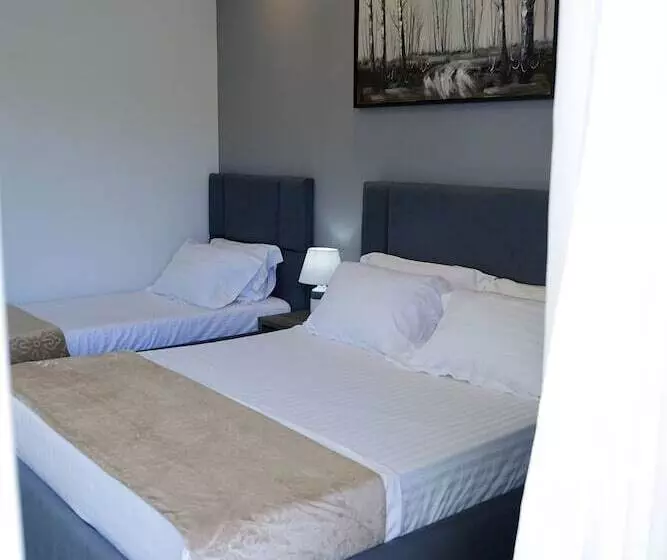 Hotelli Atrium Deluxe Resort