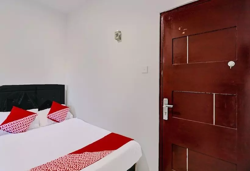 ホテル D'cost Homestay By Oyo