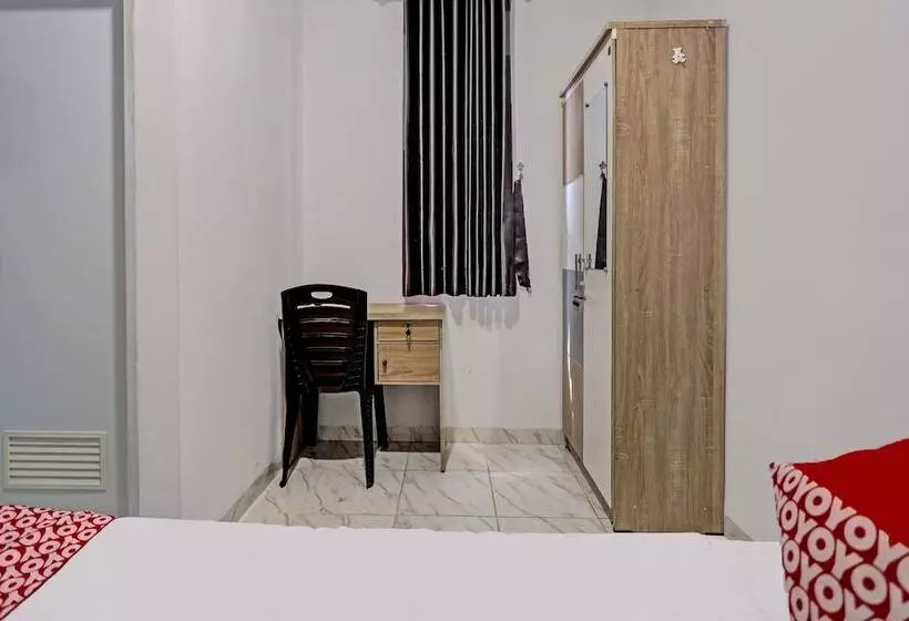 ホテル D'cost Homestay By Oyo