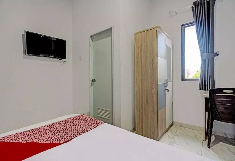 ホテル D'cost Homestay By Oyo