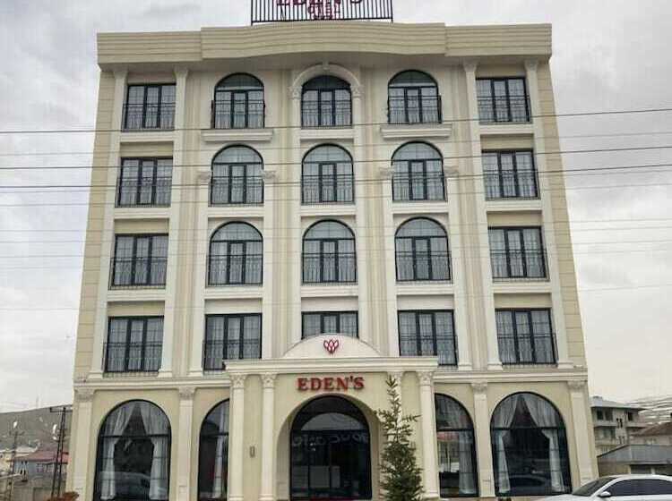 ホテル Eden's