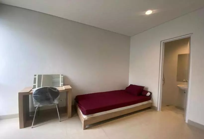 ホテル Express O 92155 Nia Residence 2