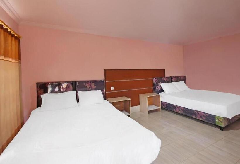 Отель Gemilang By Oyo