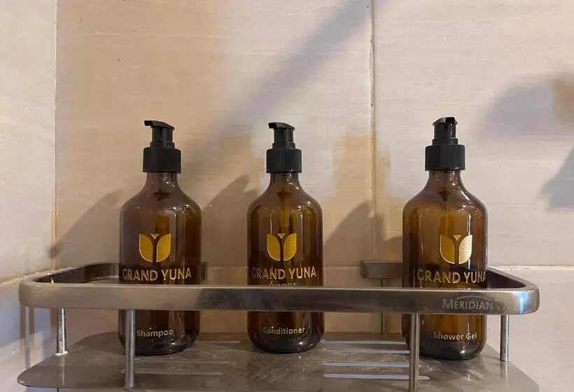 Grand Yuna Hotel Nusa Penida