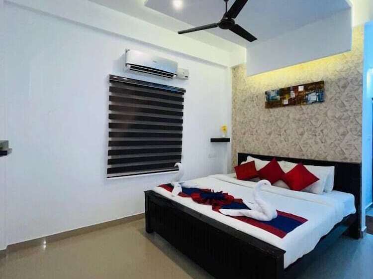 בית מלון כפרי Hilltop Residency