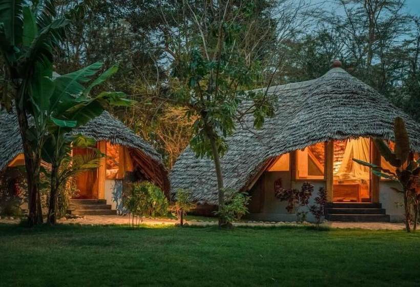 בית מלון כפרי Jungle Pearl Resort